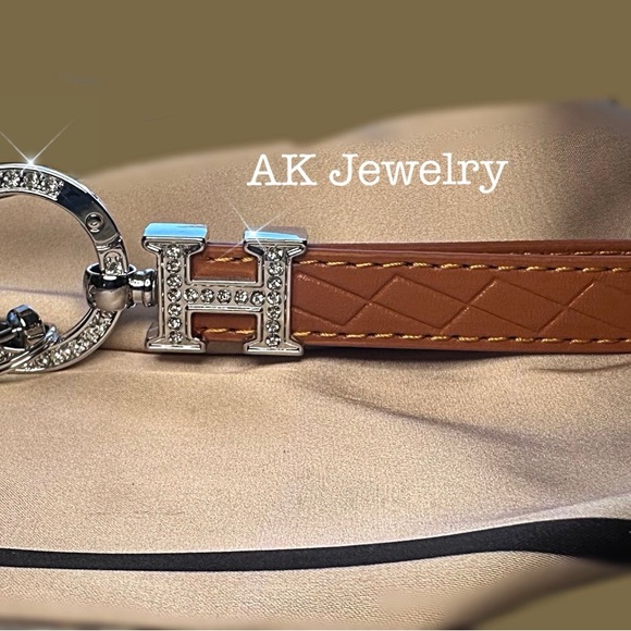 💎 KEYCHAIN H Keyring Silver and Luxury Brown Leather Screw Driver Style - Picture 2 of 8